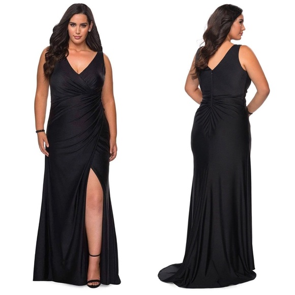 LA FEMME Curve Ruched Jersey Trumpet Gown NEW Black Size 20 Dress - Picture 1 of 12